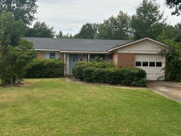 2280 Sycamore, Paris, TX 75460