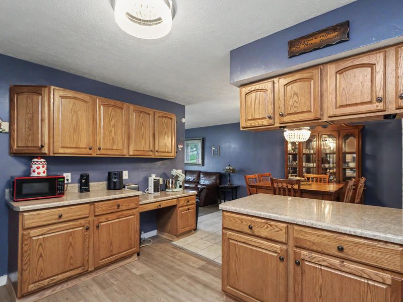 831 N Crestline Street , Crestline, OH 44827 Photo 10