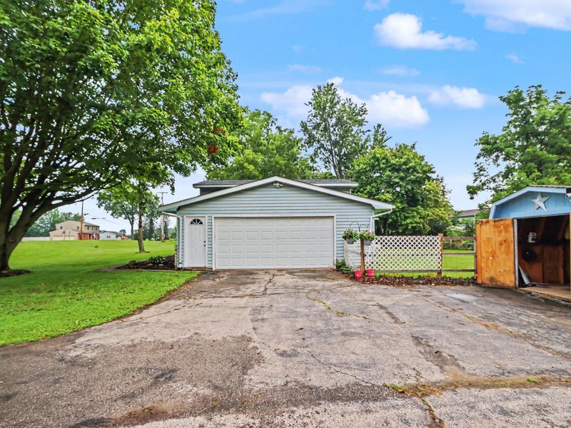 831 N Crestline Street , Crestline, OH 44827 Photo 34