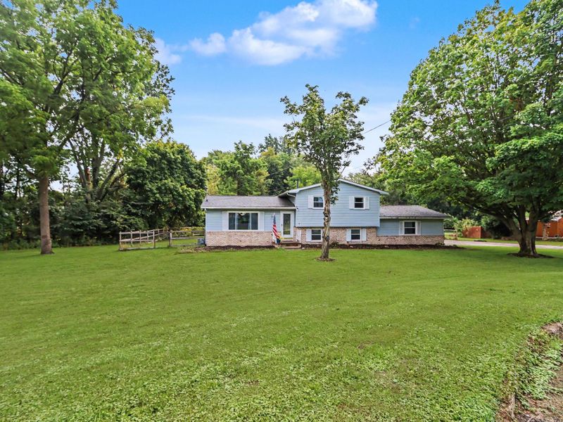 831 N Crestline Street , Crestline, OH 44827 Photo 41