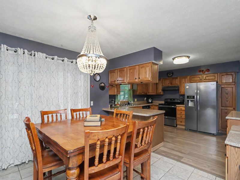 831 N Crestline Street , Crestline, OH 44827 Photo 5
