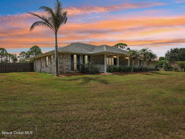 2460 Lacourt Lane, Malabar, FL 32950