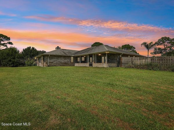 2460 Lacourt Lane, Malabar, FL 32950