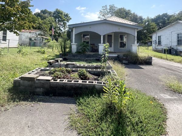410 Elm St , Winchester, TN 37398