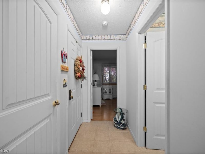 216 W Lakeshore Drive, Unit E, Port Clinton, OH 43452 Photo 22