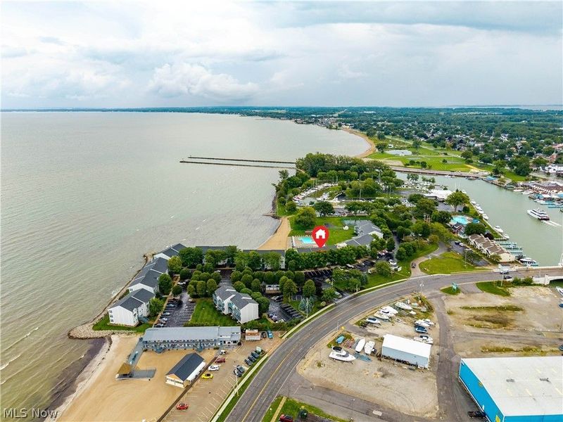 216 W Lakeshore Drive, Unit E, Port Clinton, OH 43452 Photo 32