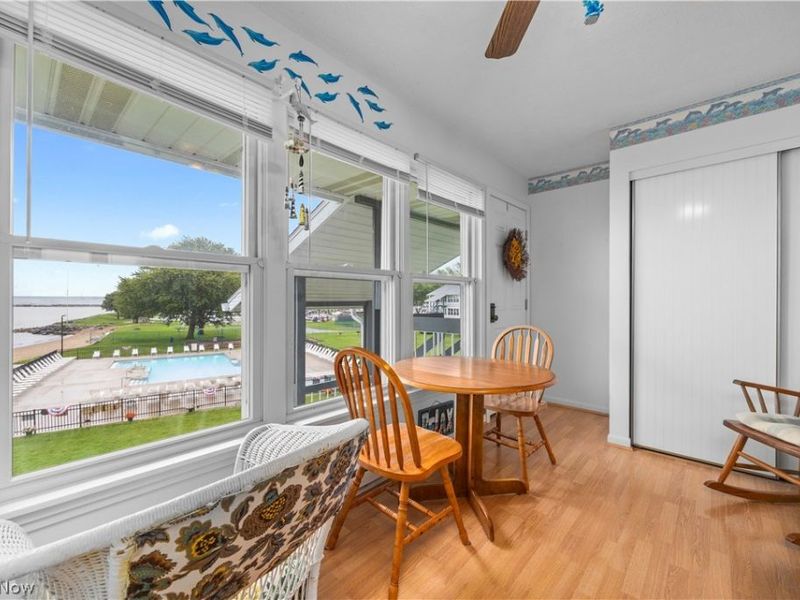 216 W Lakeshore Drive, Unit E, Port Clinton, OH 43452 Photo 5