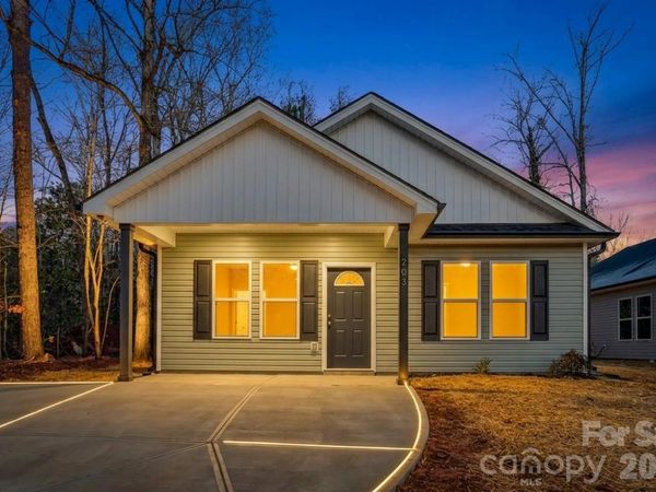 147 W Pine Street , Norwood, NC 28128
