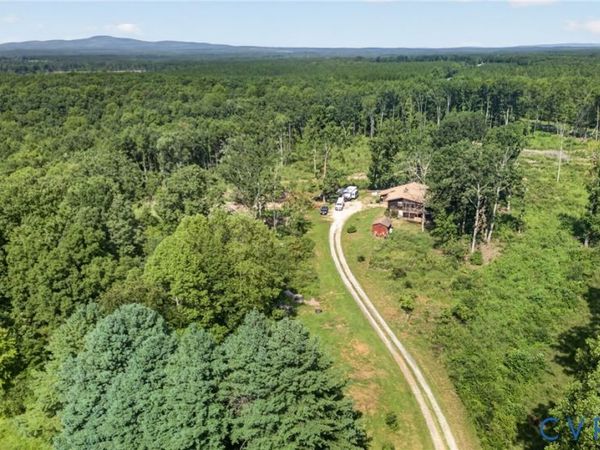 7192 S James River Highway , Buckingham, VA 23921