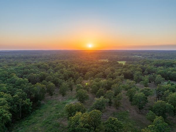 2 N 4450 Road , Locust Grove, OK 74352