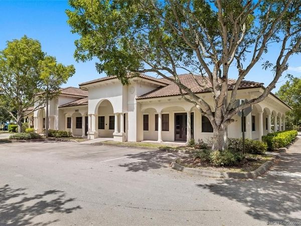 3465 SE Willoughby Boulevard , Stuart, FL 34994