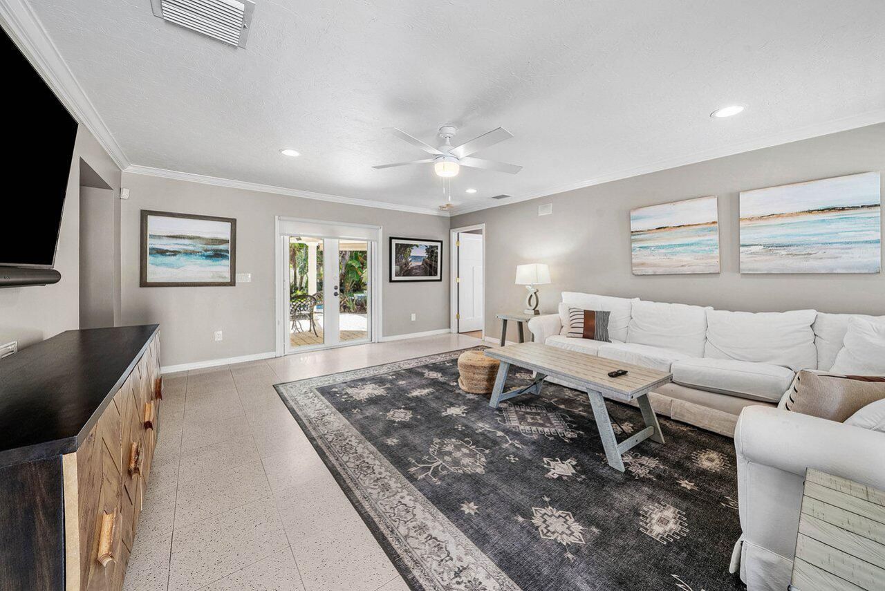 124 Bonnie Briar Lane, Delray Beach, FL 33444 Photo