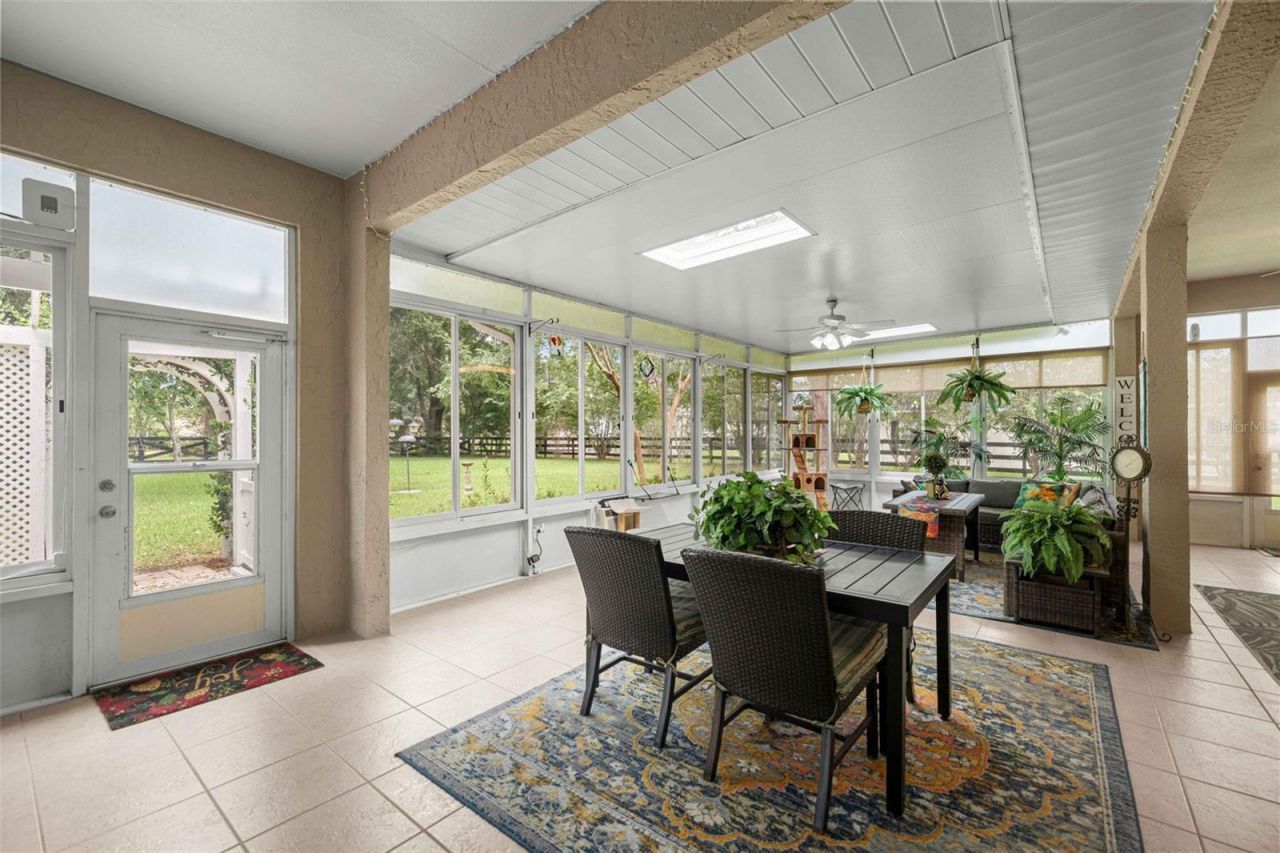 5592 NE 61st Avenue Road , Silver Springs, FL 34488 Photo