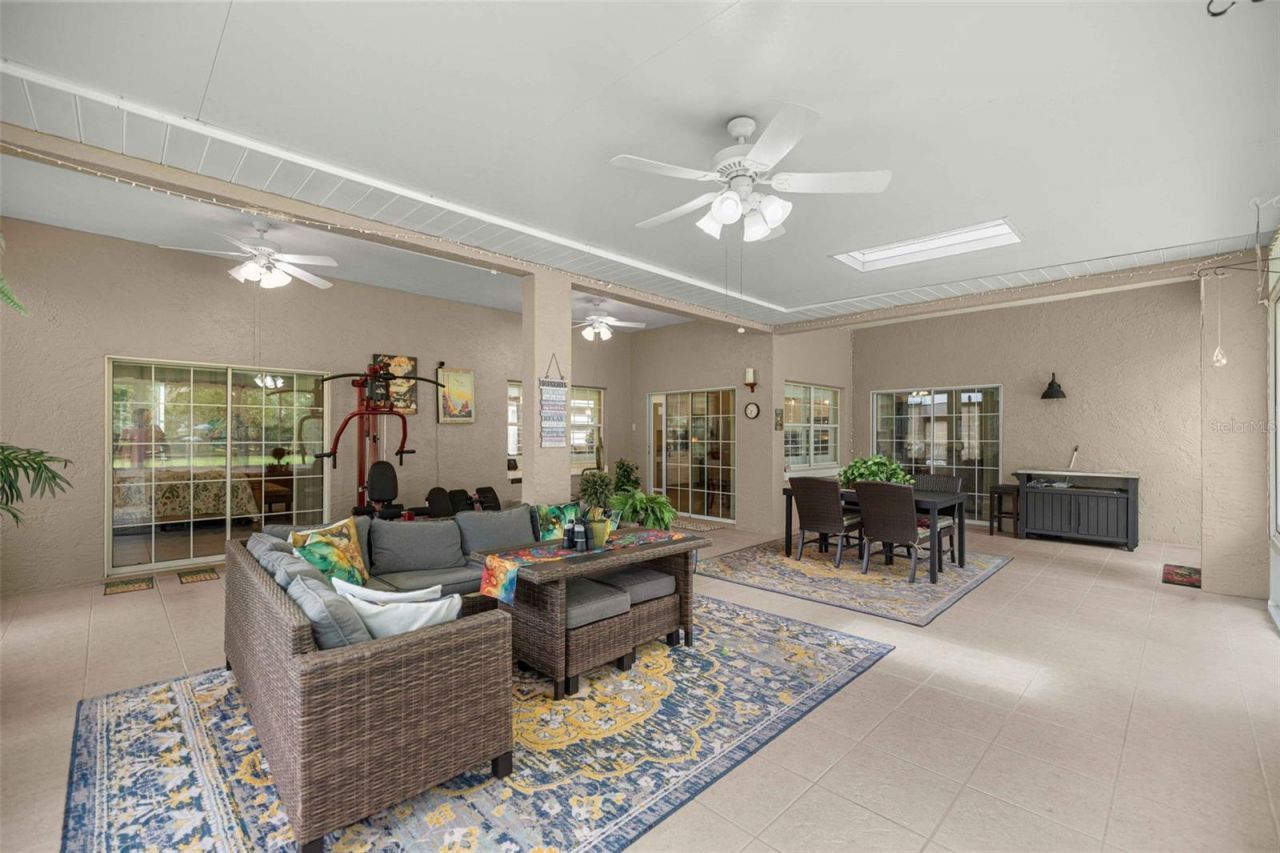 5592 NE 61st Avenue Road , Silver Springs, FL 34488 Photo