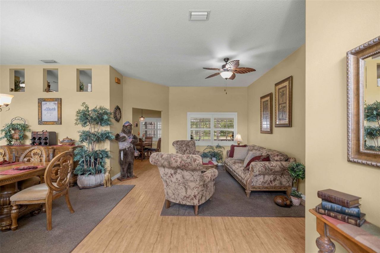 5592 NE 61st Avenue Road , Silver Springs, FL 34488 Photo