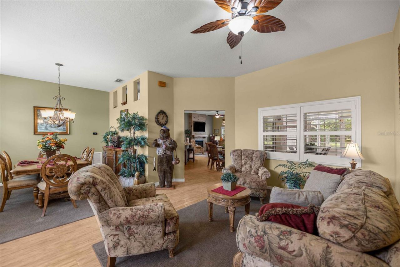5592 NE 61st Avenue Road , Silver Springs, FL 34488 Photo