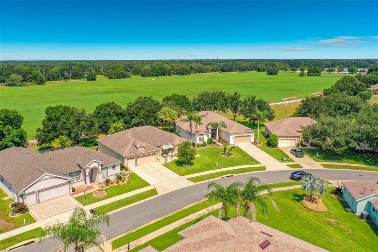 25543 Maurepas Lane , Leesburg, FL 34748 Photo