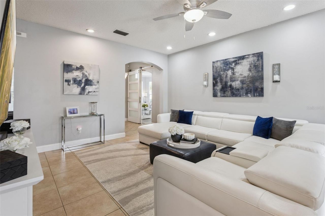 5536 Crepe Myrtle Circle , Oviedo, FL 32765 Photo