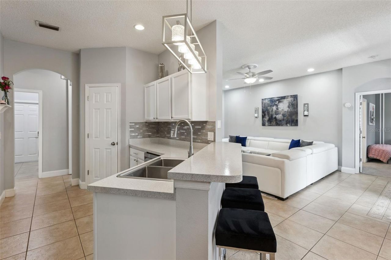 5536 Crepe Myrtle Circle , Oviedo, FL 32765 Photo