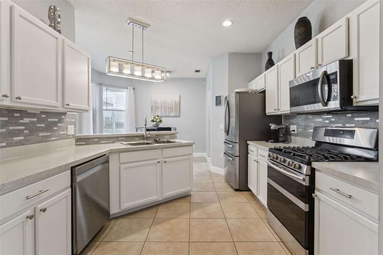 5536 Crepe Myrtle Circle , Oviedo, FL 32765 Photo