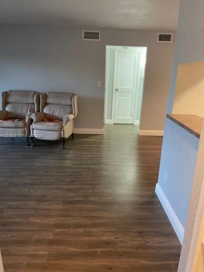 927 Riverside Dr , Unit 326, Coral Springs, FL 33071 Photo