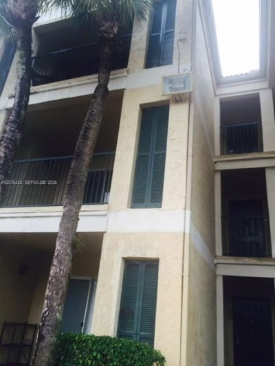 927 Riverside Dr , Unit 326, Coral Springs, FL 33071 Photo