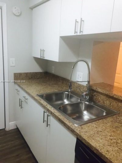 927 Riverside Dr , Unit 326, Coral Springs, FL 33071 Photo