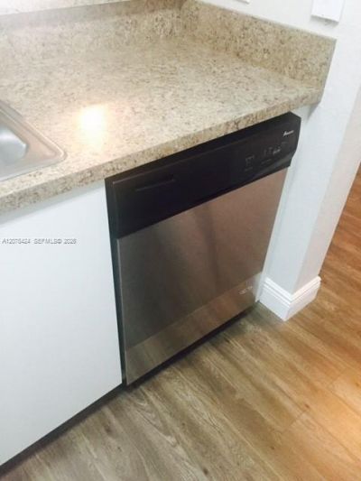 927 Riverside Dr , Unit 326, Coral Springs, FL 33071 Photo