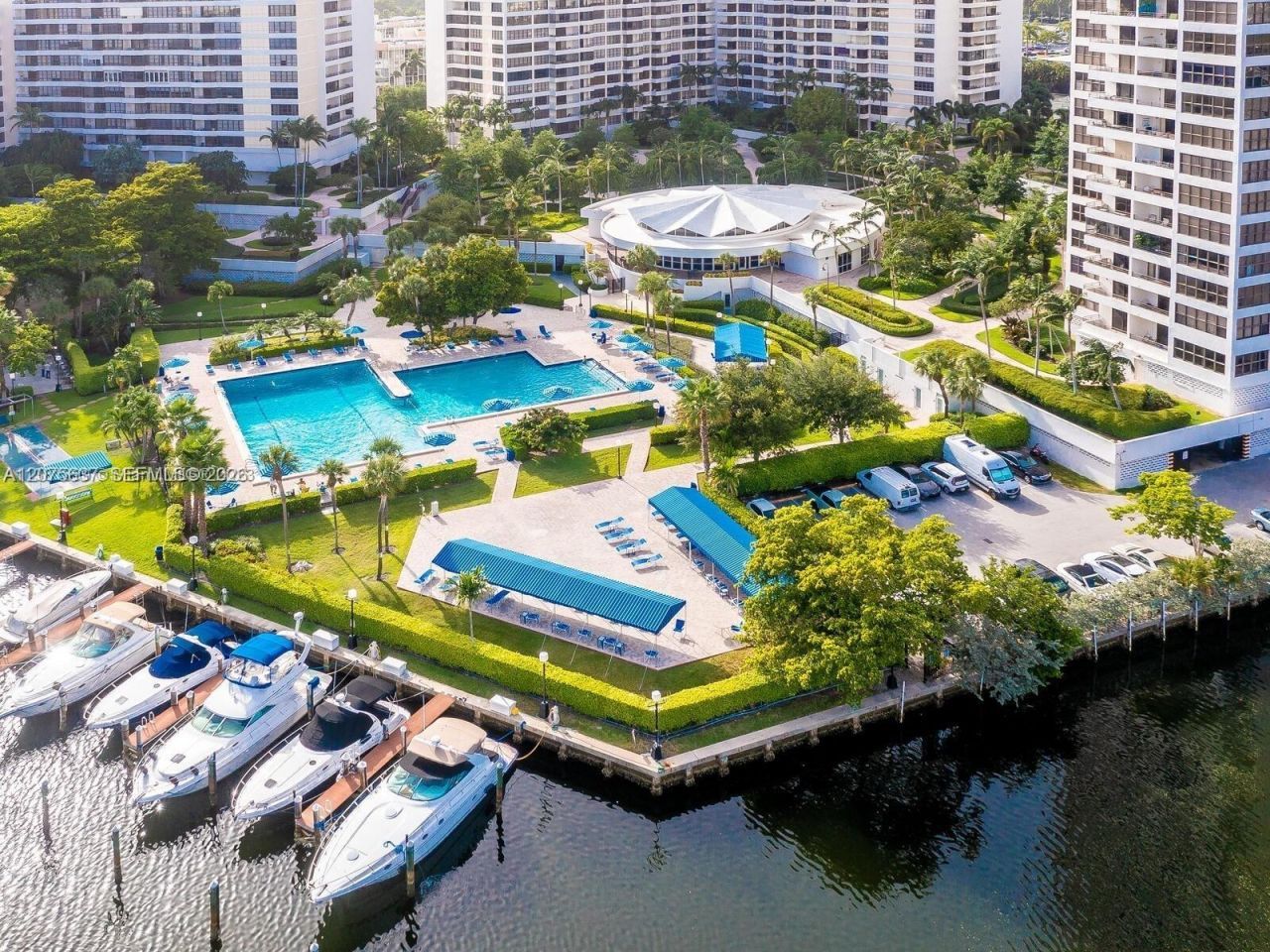 600 Three Islands Blvd , Unit 521, Hallandale Beach, FL 33009 Photo