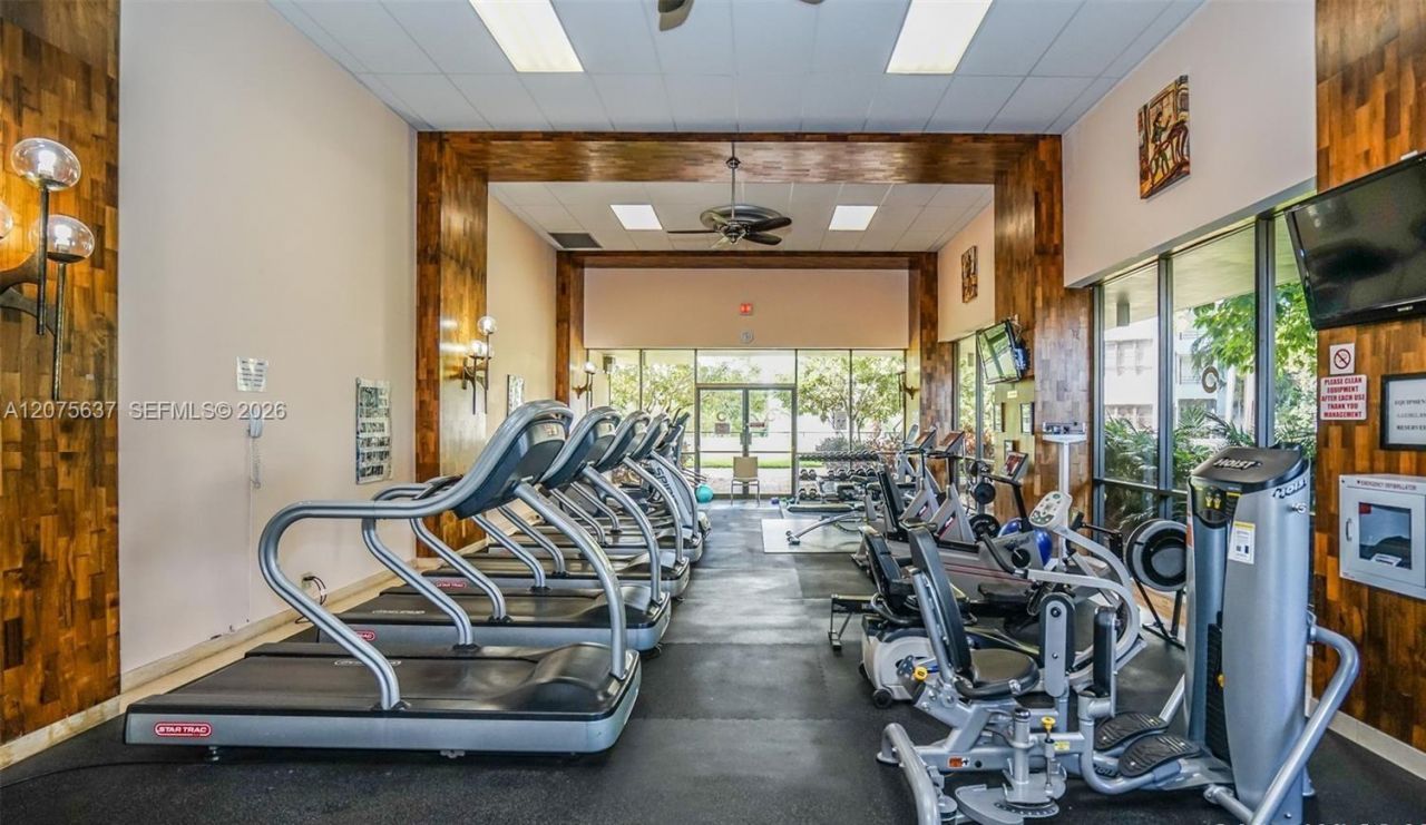 600 Three Islands Blvd , Unit 521, Hallandale Beach, FL 33009 Photo