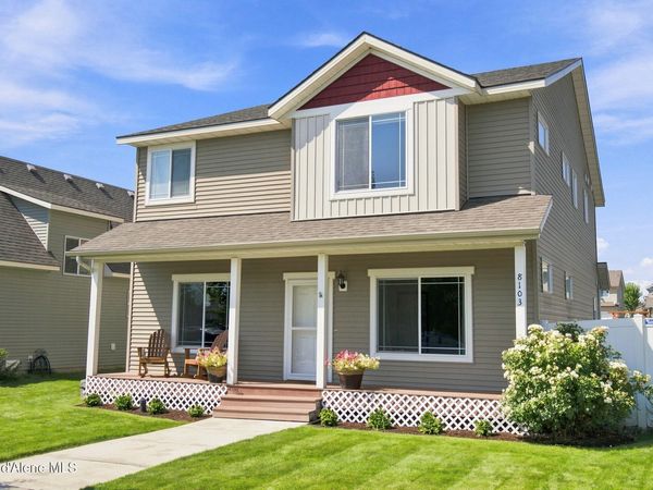 8103 N CROWN POINTE ST , Post Falls, ID 83854
