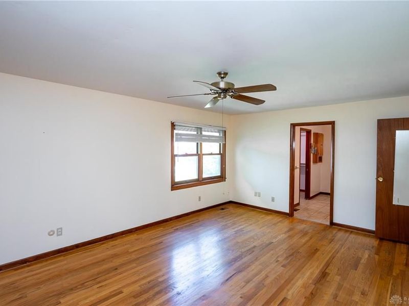 131 N Johanna Drive, Centerville, OH 45459 Photo 29