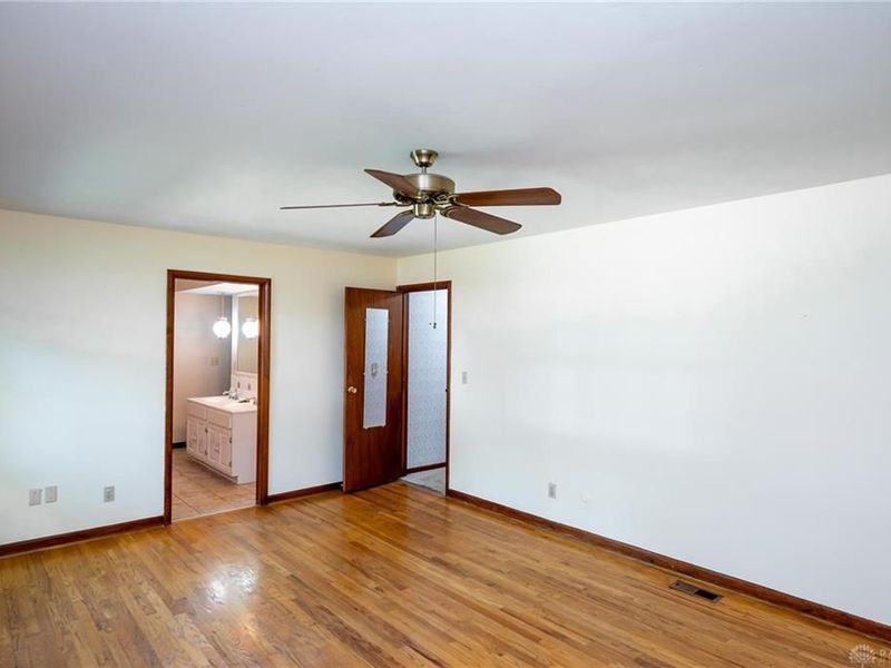 131 N Johanna Drive, Centerville, OH 45459 Photo 30