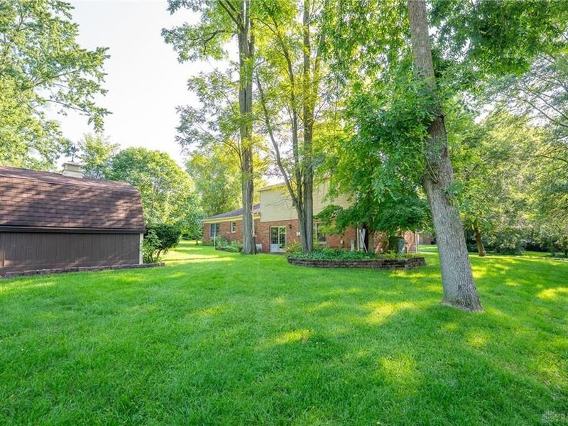 131 N Johanna Drive, Centerville, OH 45459 Photo 34