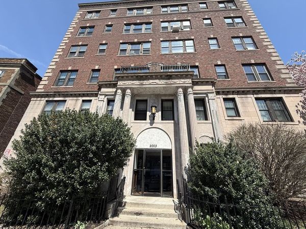 2003 Commonwealth, Unit 3, Boston, MA 02135