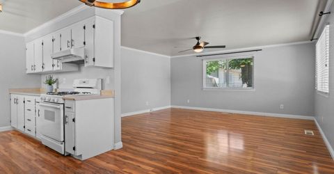 941 Armstrong Lane, Carson City, NV 89701 Photo