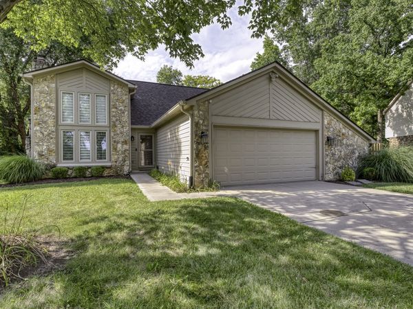 8456 Christiana Lane, Indianapolis, IN 46256