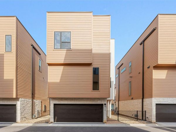 6821 Wolfcreek PASS, Unit 12, Austin, TX 78749