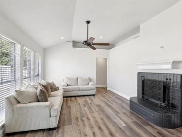 767 Deauville Circle E, Fort Worth, TX 76108