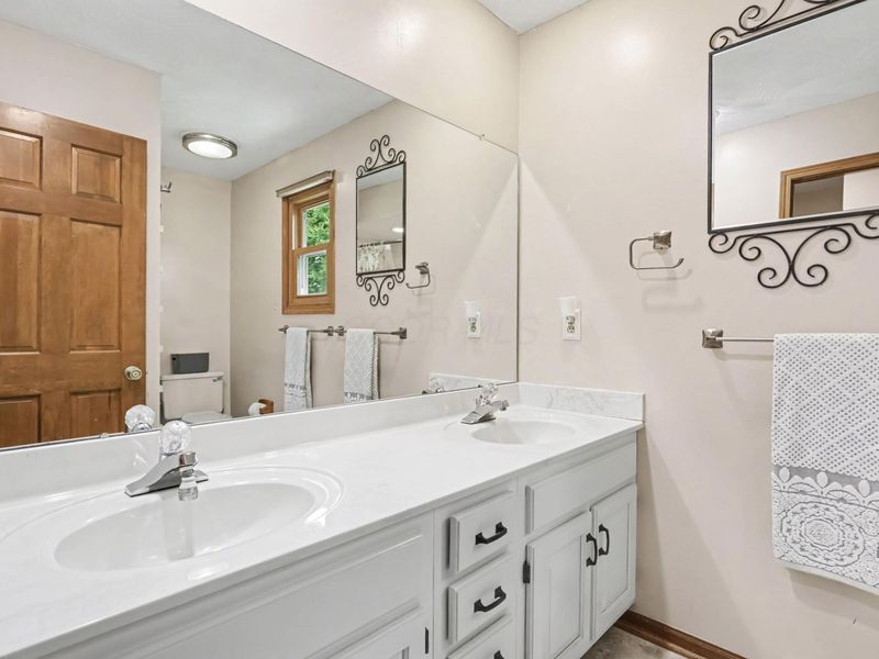 5553 Parker Hill Lane , Dublin, OH 43017 Photo 36