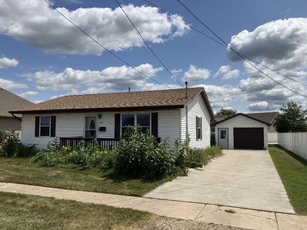 1115 S Broadway Street, Coal City, IL 60416