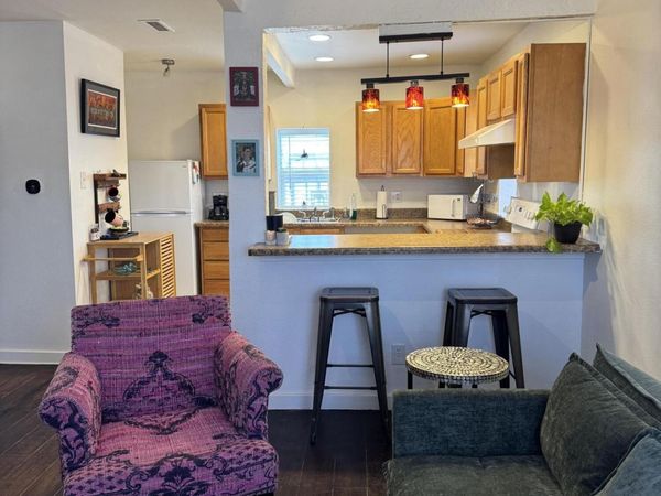 1909 William Street SE, Albuquerque, NM 87102