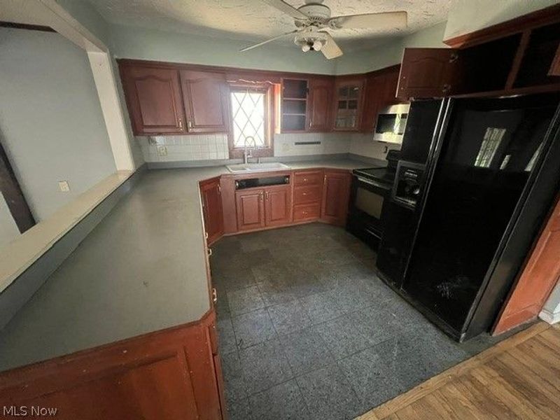 1606 Dover Center Road , Westlake, OH 44145 Photo 4