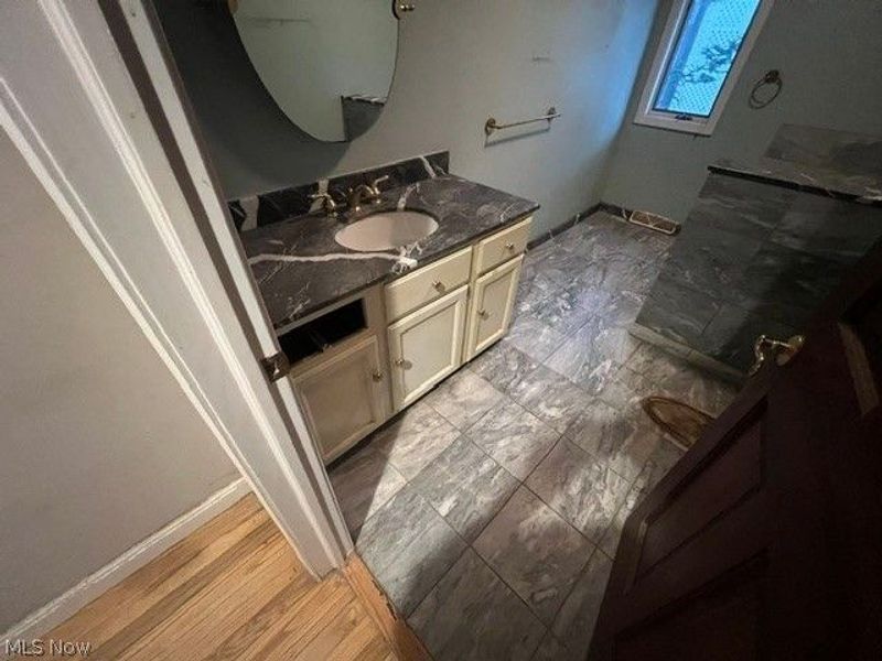 1606 Dover Center Road , Westlake, OH 44145 Photo 7