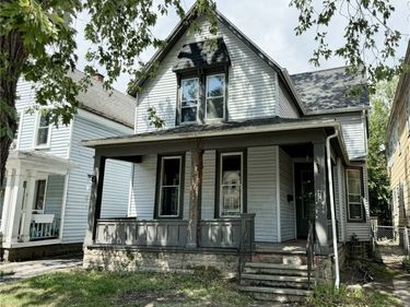 478 W Ferry , Buffalo, NY 14213