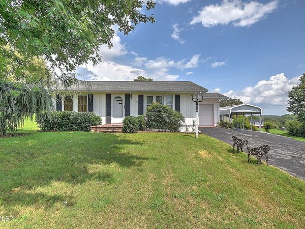 226 Concord Avenue, Mount Carmel, TN 37645