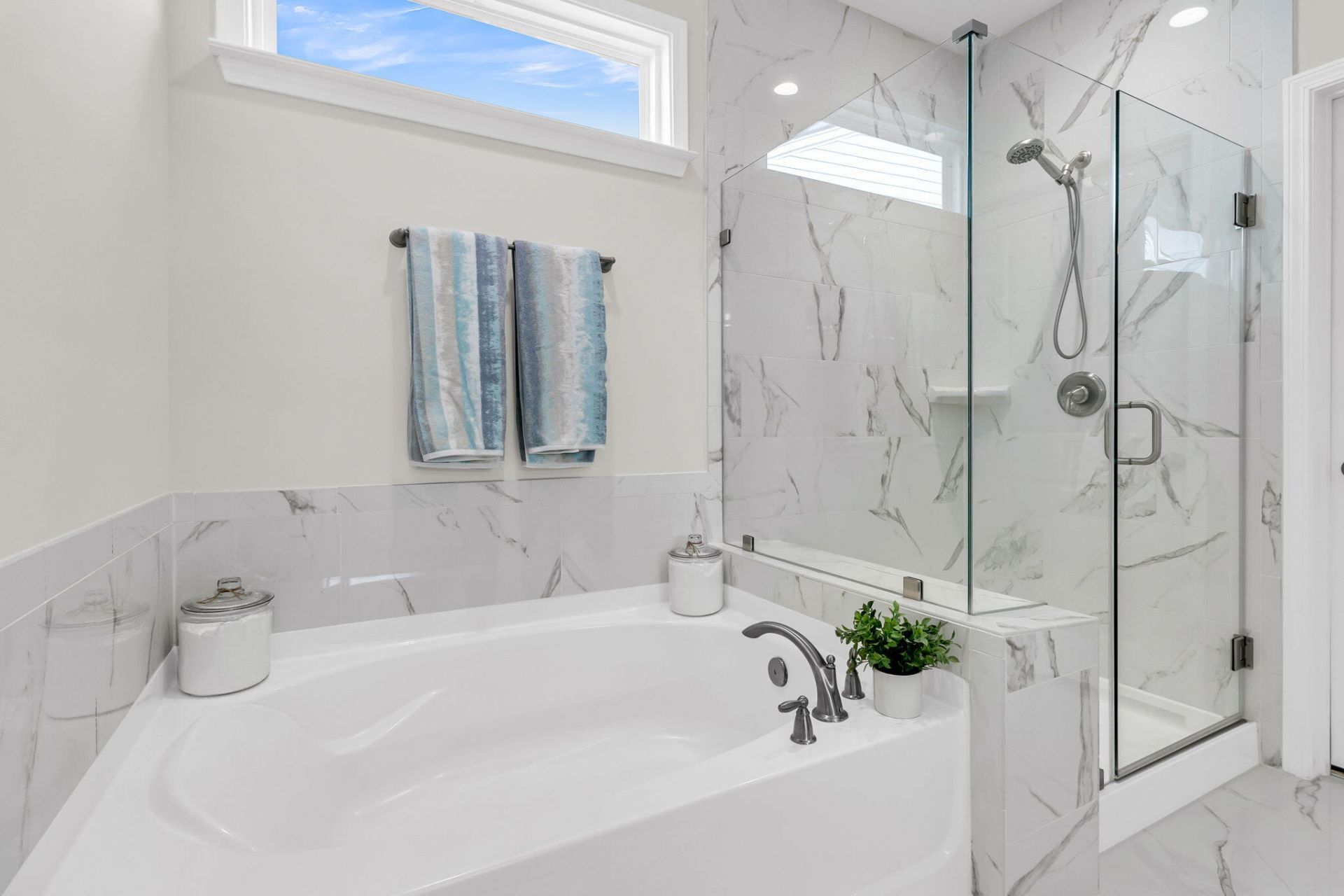 120 Garden Gate Way Photo 25