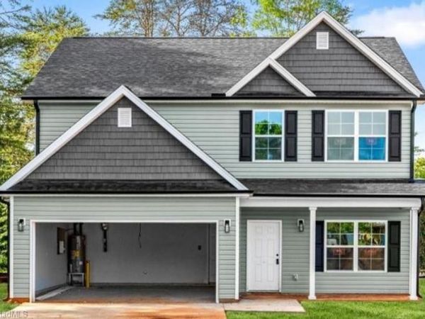 1909 Dockery Road , Reidsville, NC 27320