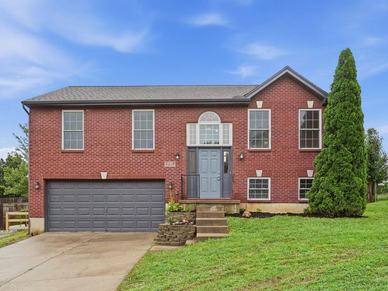 405 Eagle Creek Drive, Dry Ridge, KY 41035 Photo 1