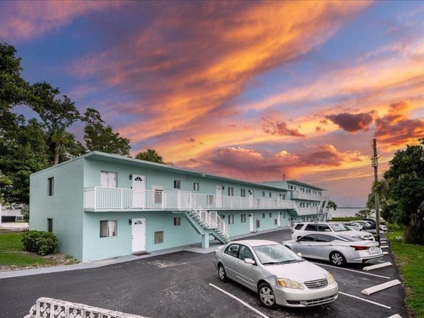 601 S Indian River Drive, Fort Pierce, FL 34950
